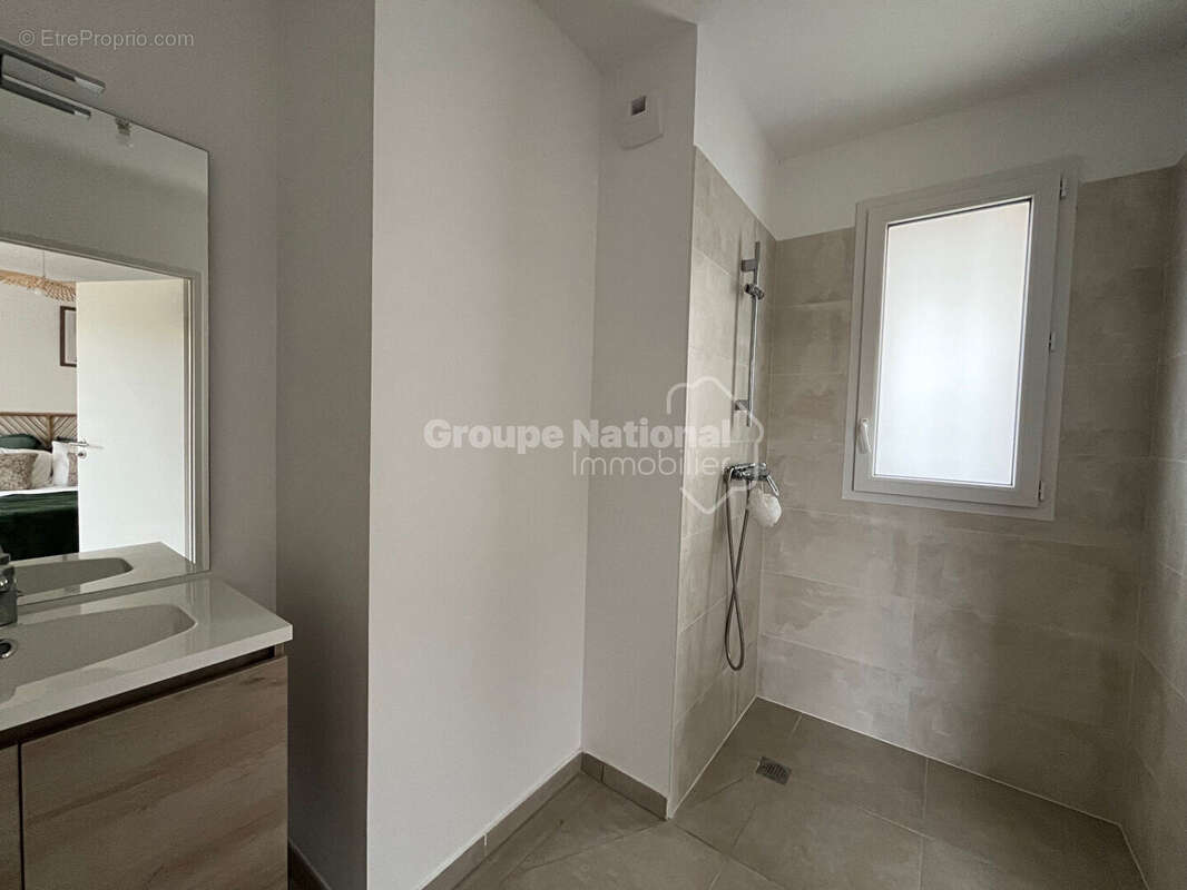 Maison à SAINT-ETIENNE-DU-GRES