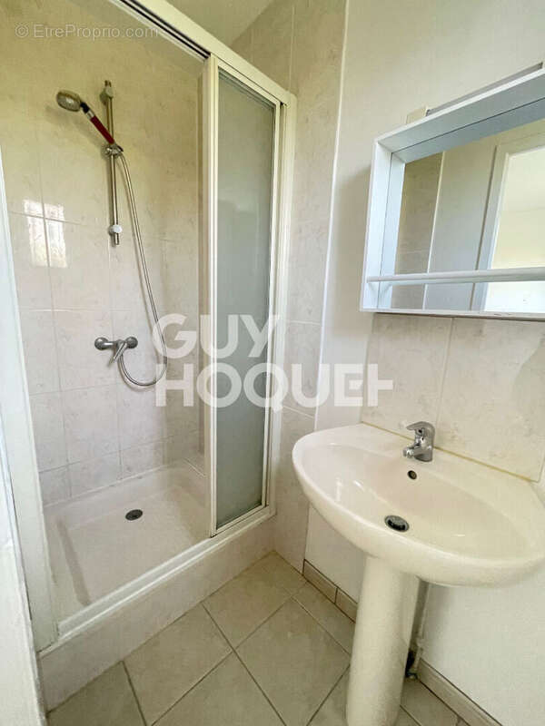 Maison à SAINT-DOULCHARD