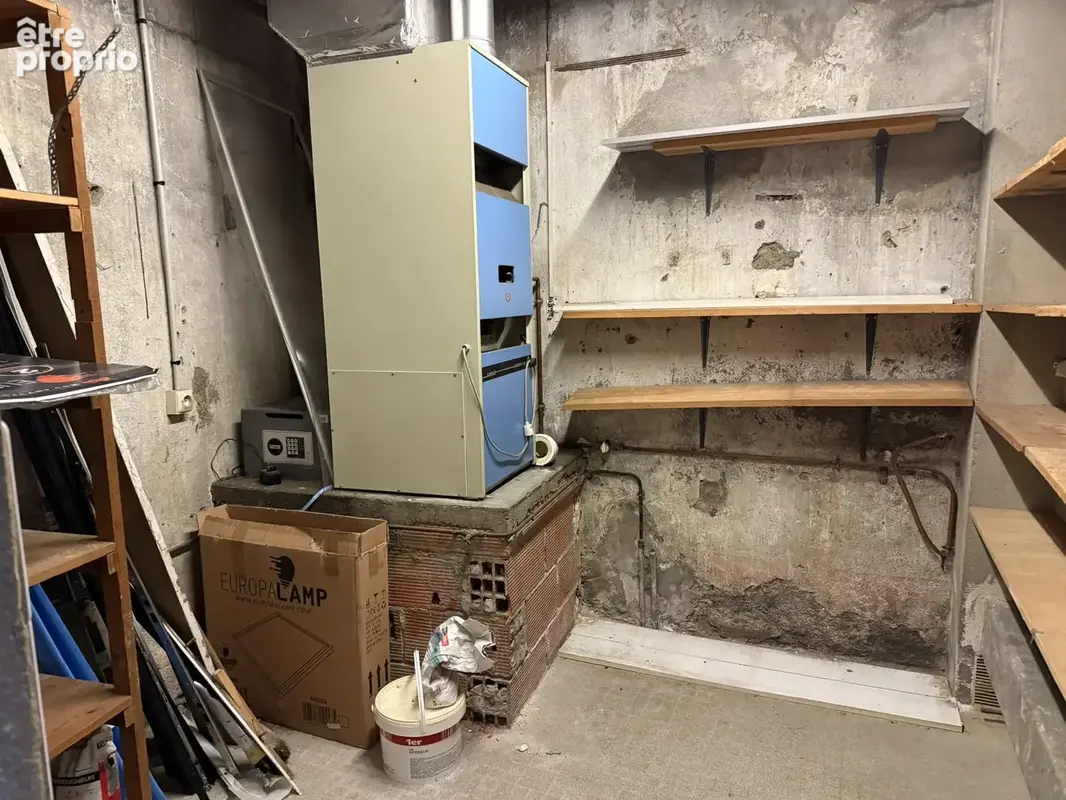 A Auch, à vendre immeuble (local commercial et appartement 3 pièces) - photo 9