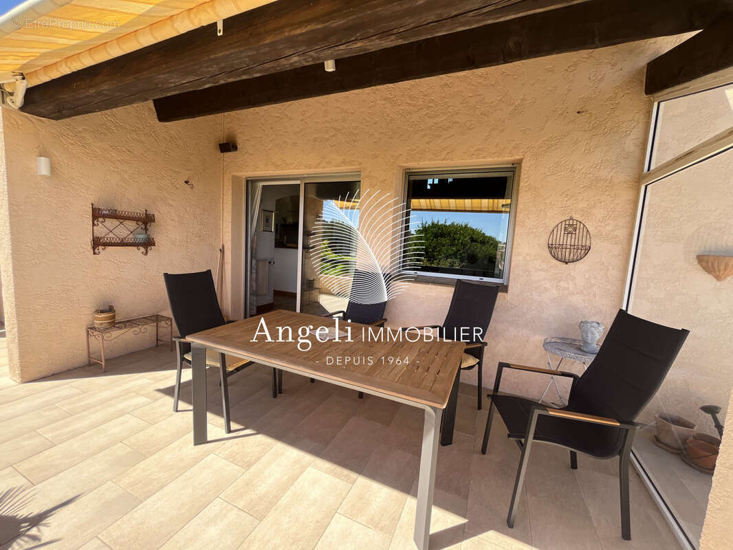 Maison à FREJUS