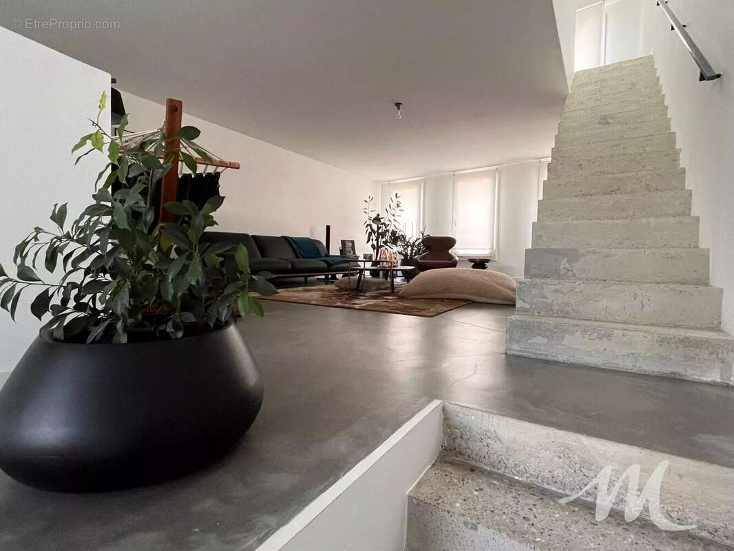 Maison à SAINT-MAXIMIN-LA-SAINTE-BAUME