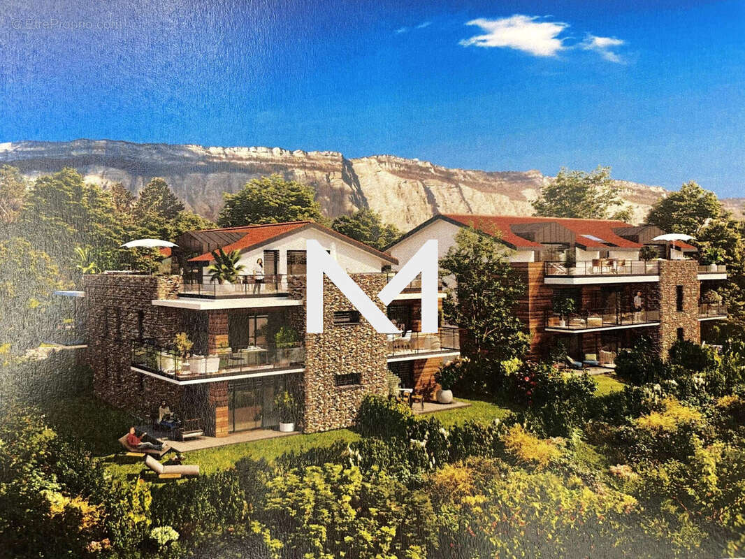Appartement à MEYLAN