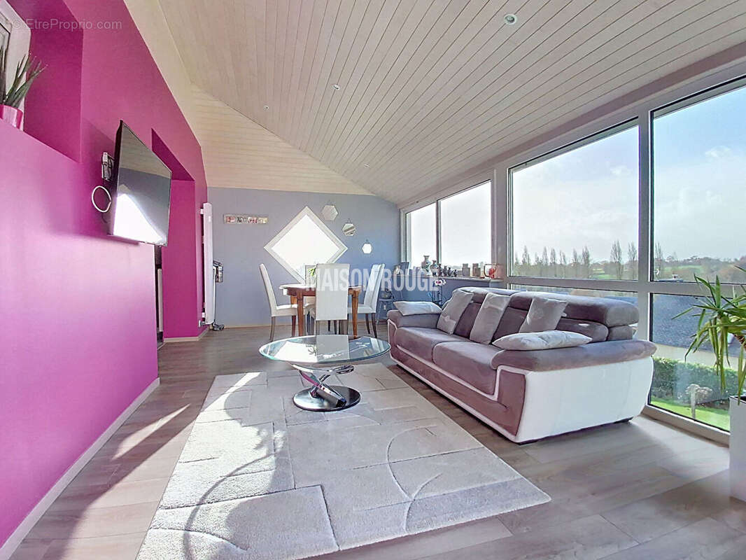 Maison à SAINT-DONAN