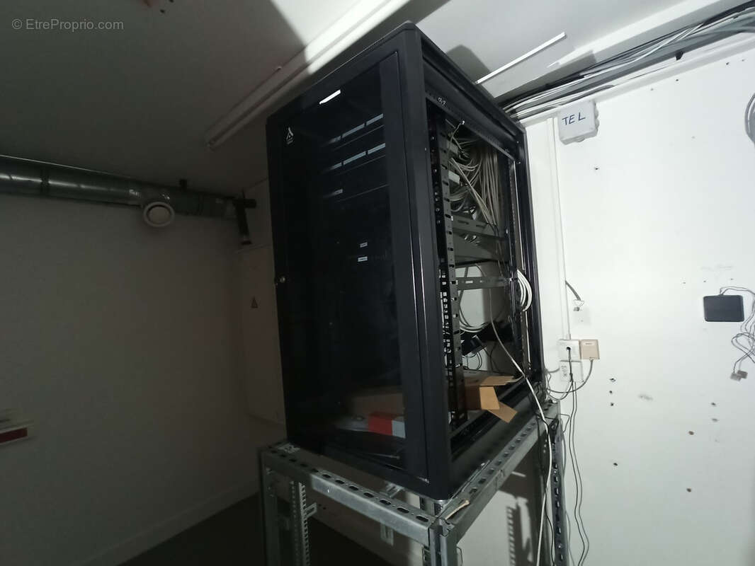 Commerce à SAINT-JUNIEN