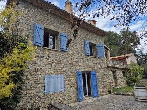 Maison à LORGUES