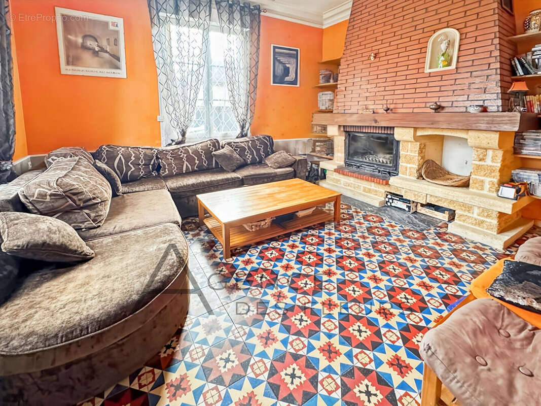 Maison à CAUDEBEC-LES-ELBEUF