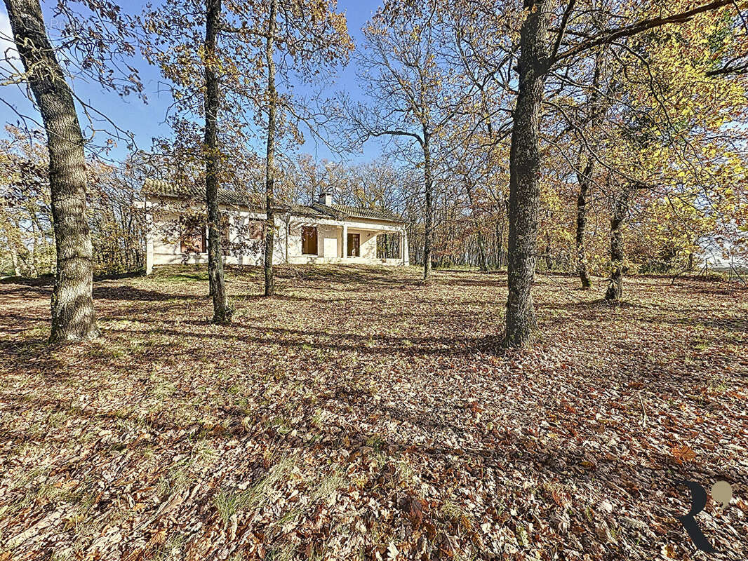 Maison à MERENVIELLE
