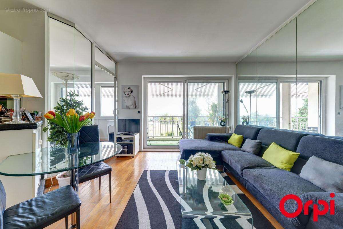 Appartement à CALUIRE-ET-CUIRE