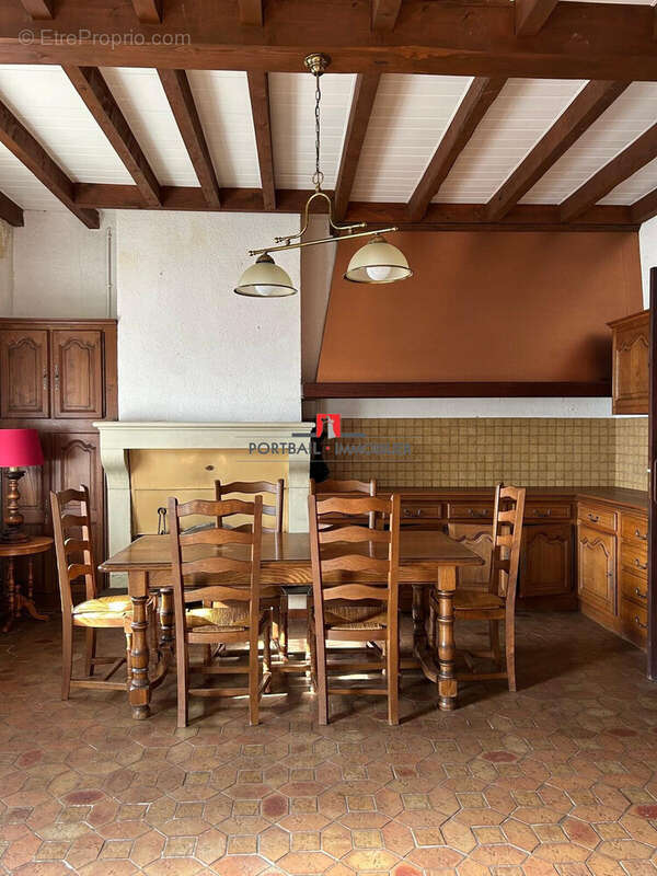 Maison 188 m² à Pauillac  - photo 7
