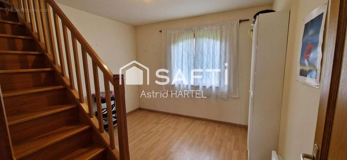 Maison 131 m² à Esnes  - photo 4