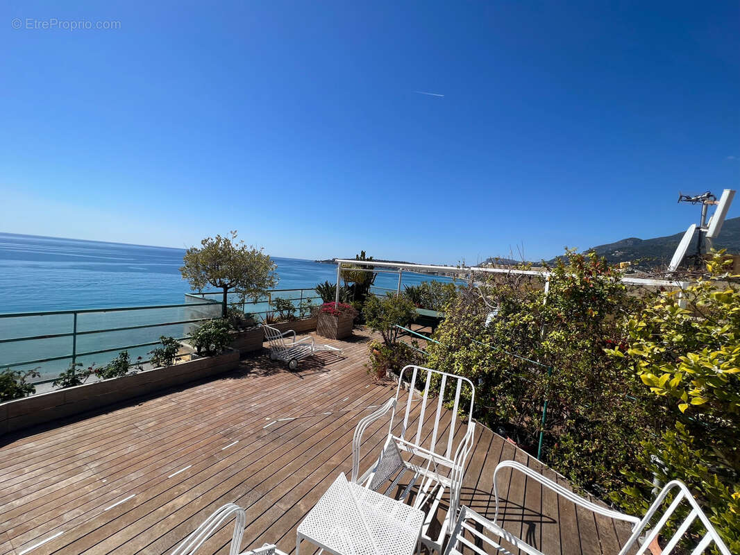 Appartement à MENTON