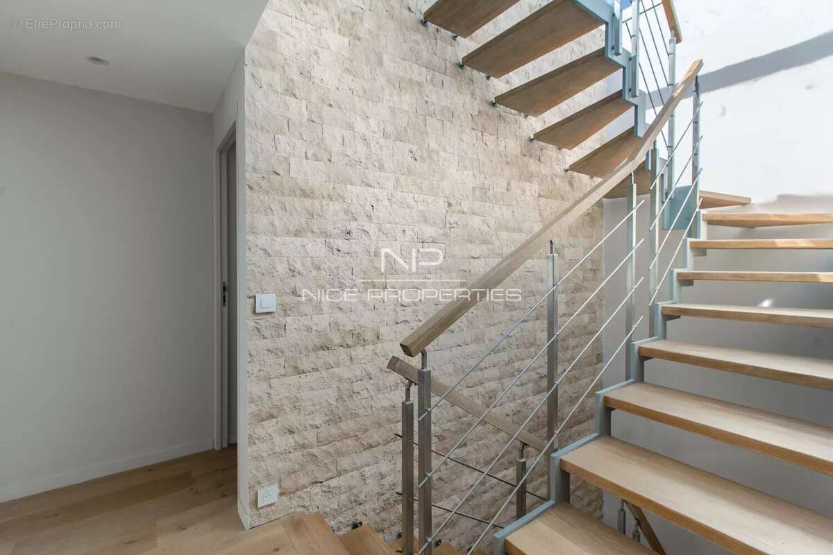 Maison à ANTIBES