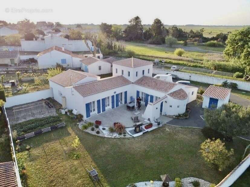 Maison 133 m² à L'epine  - photo 2