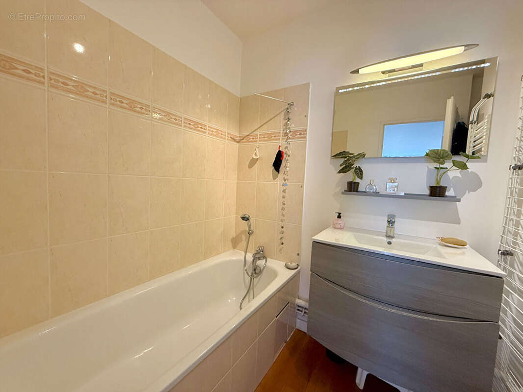 Appartement à OZOIR-LA-FERRIERE