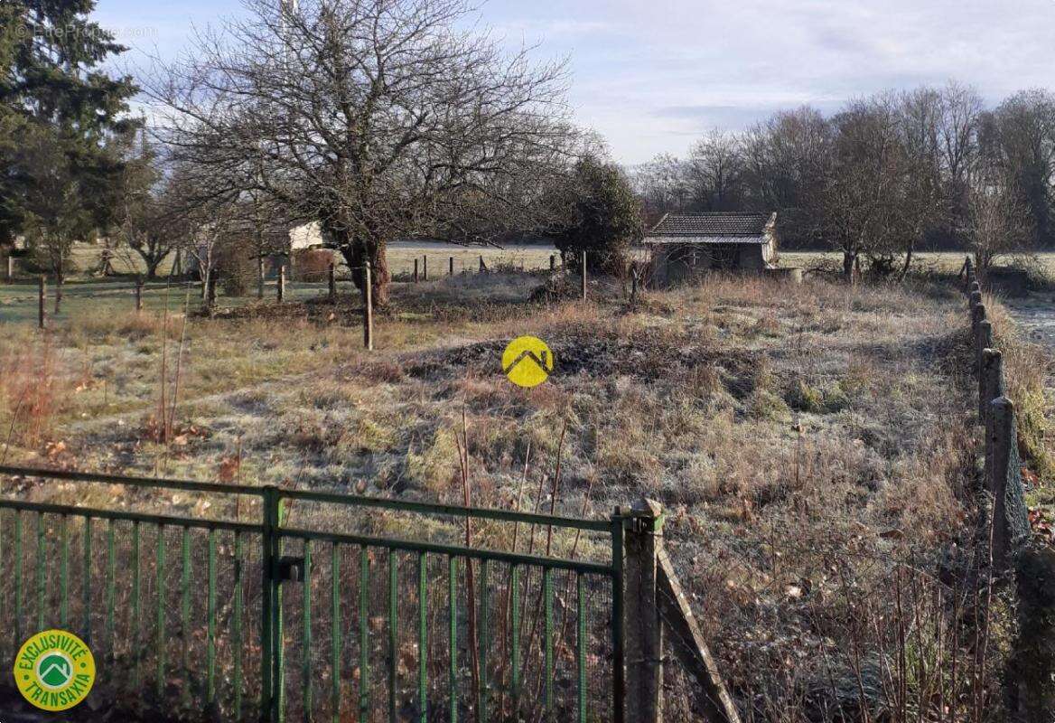 Maison à JOUET-SUR-L&#039;AUBOIS