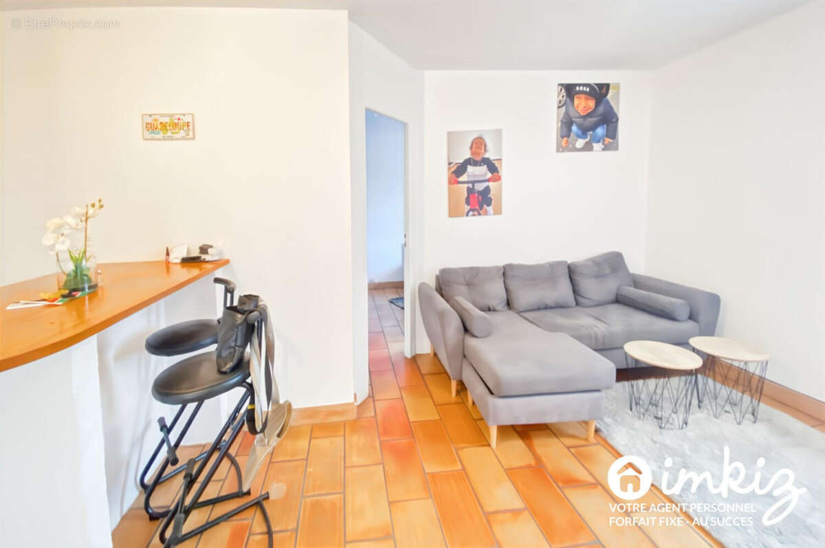 Appartement à ROGNES