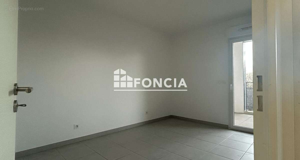 Appartement à VILLENEUVE-LOUBET