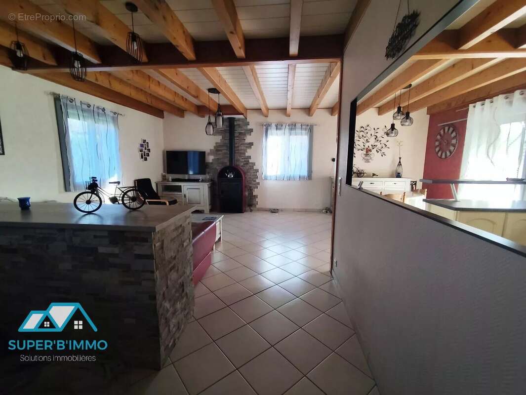 Maison à MAZEYRAT-D'ALLIER