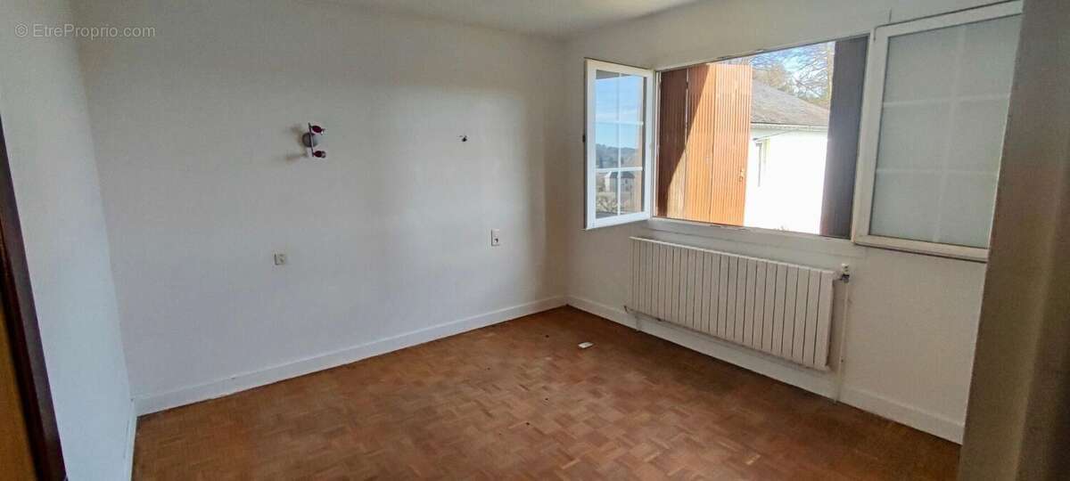 Photo 8 - Maison à EGLETONS