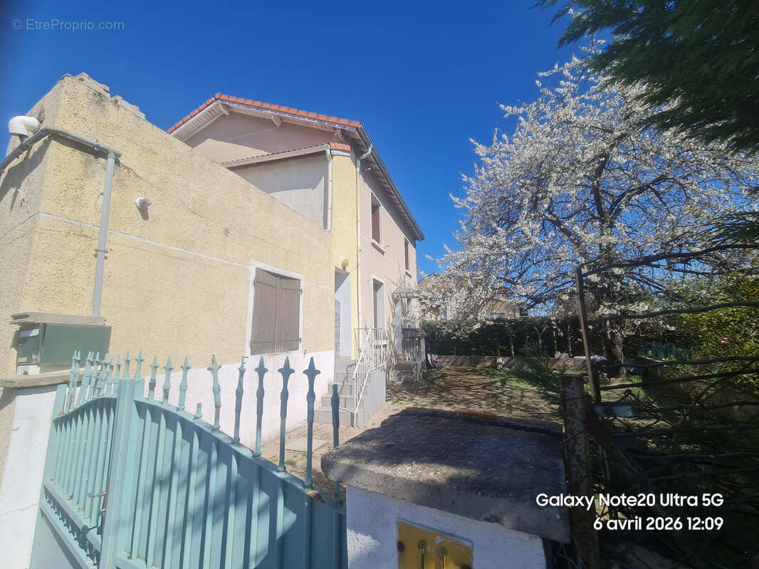 Maison à SAINT-ETIENNE