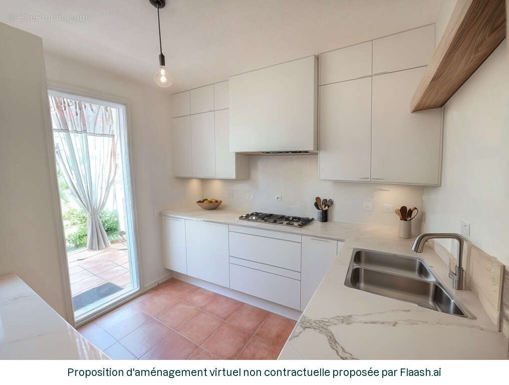 Maison à CHATEAUNEUF-LES-MARTIGUES