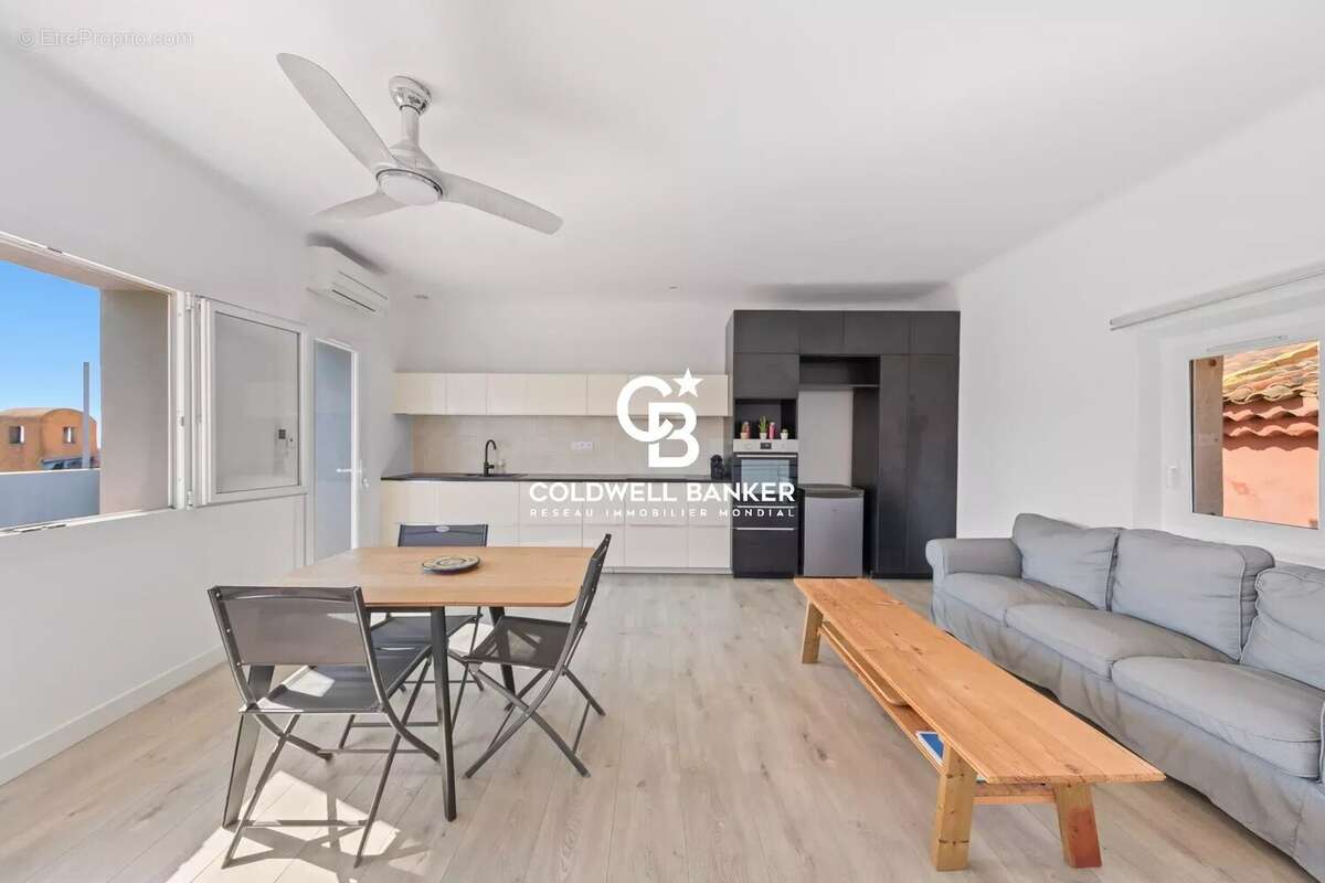 Maison de village vue mer, appartement indépendant avec jardin - 83320 Carqueiranne - photo 2