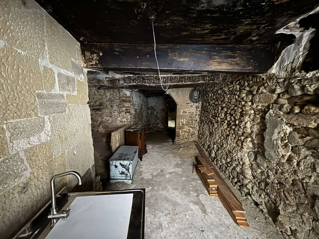 Maison à VALREAS