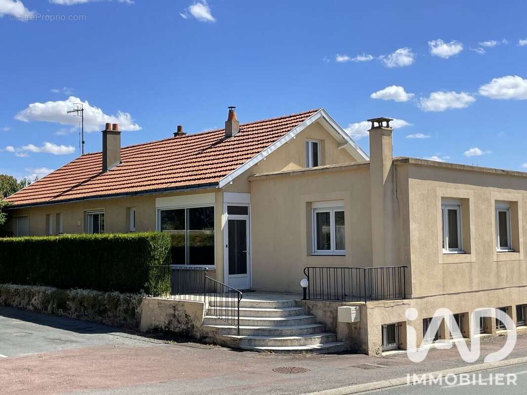 Photo 2 - Maison à POUZAUGES