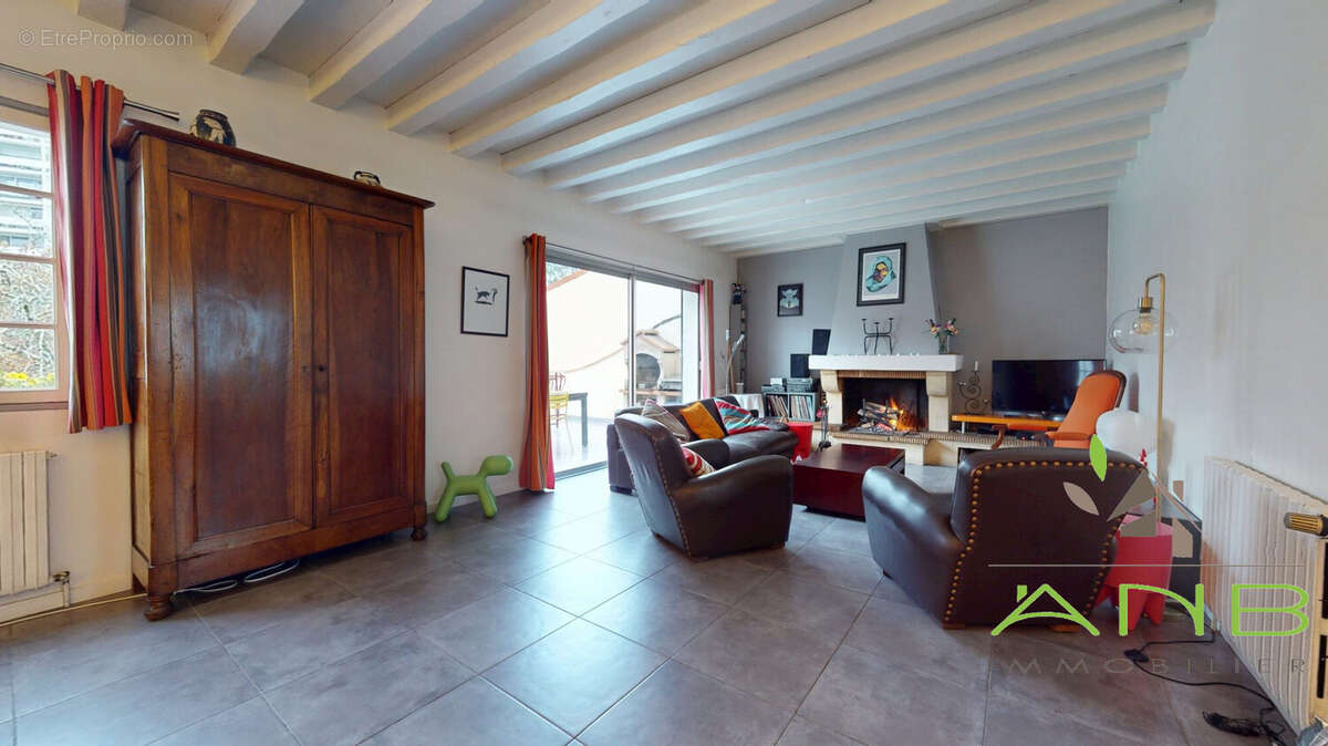 Maison 188 m² à Begles  - photo 3