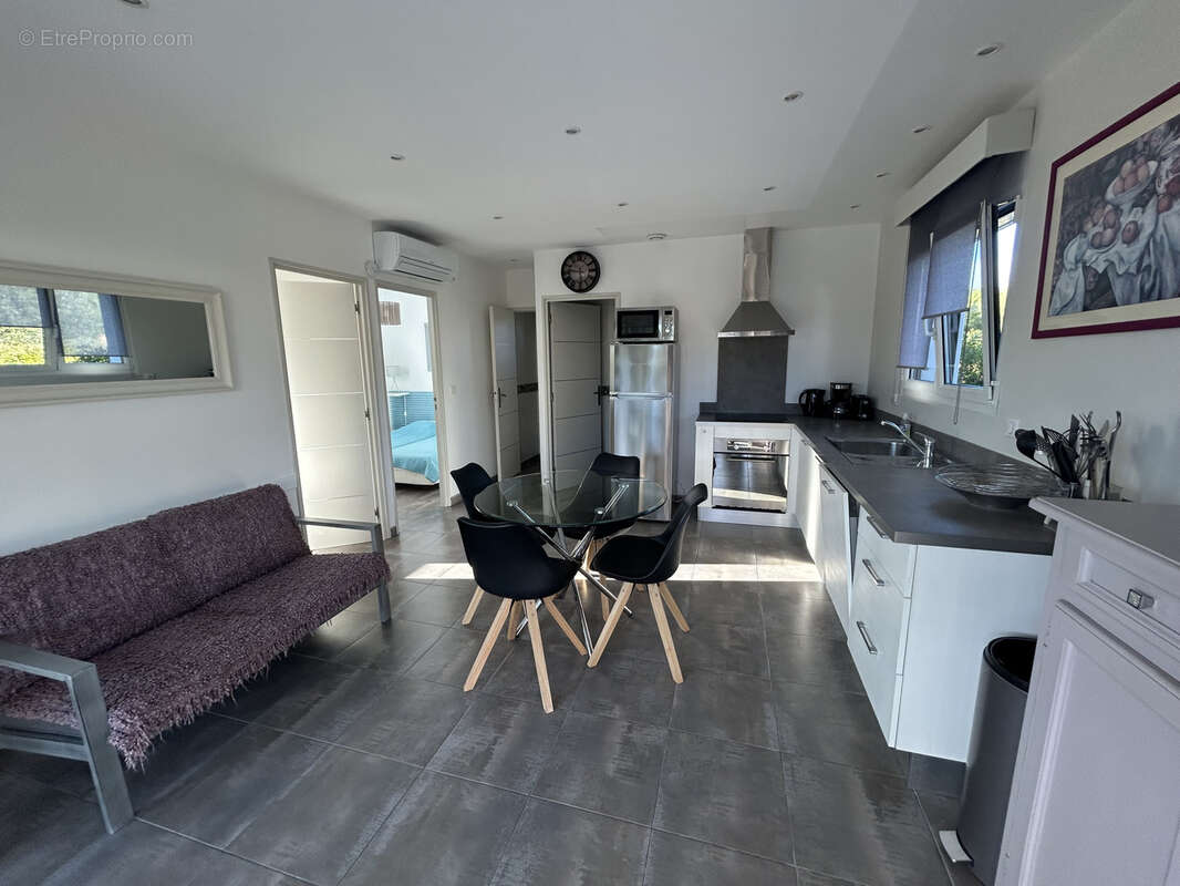 Maison à LA CADIERE-D&#039;AZUR