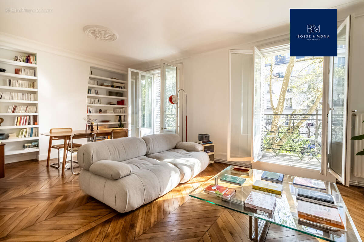 Appartement à PARIS-18E