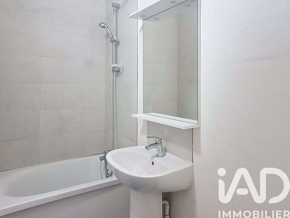 Appartement 20 m² à Grigny  - photo 2