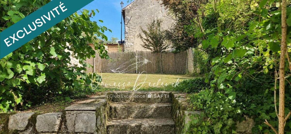 Photo 1 - Maison à LE VAL-SAINT-GERMAIN
