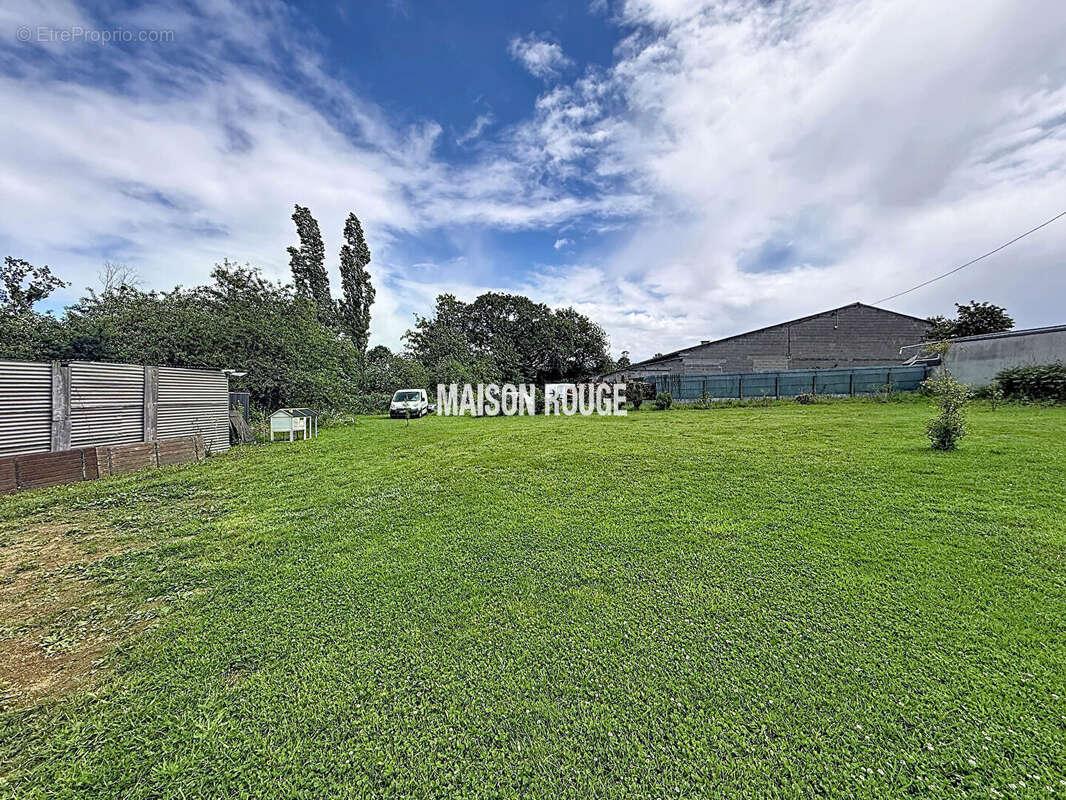Maison en pierres avec potentiel  d'aménagement sur grand terrain - photo 15