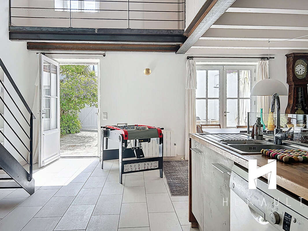Maison Ars En Ré 6pièce(s) 141.59 m2 - photo 10
