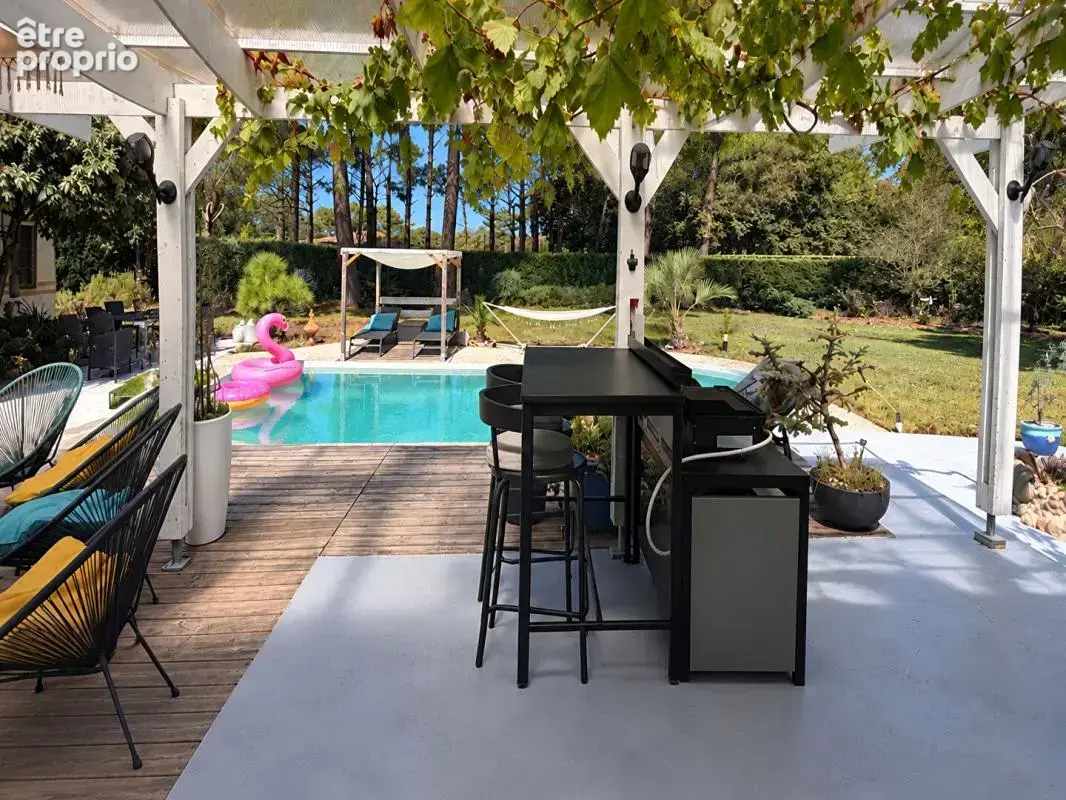 Maison Salles hyper centre 5 chambres 127m² + piscine sur 1600m² de terrain - photo 4
