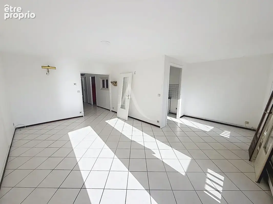 Appartement Metz 4 pièces - 2 chambres - balcon - cave - photo 9
