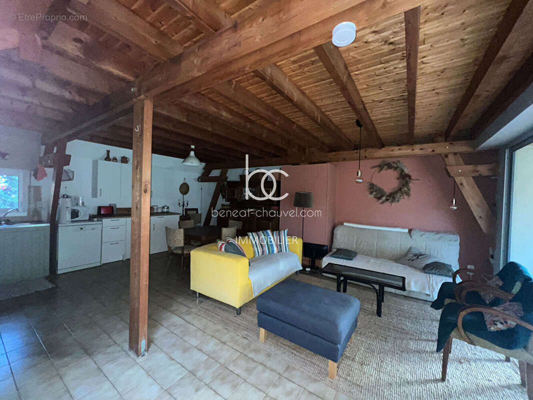 VENTE Maison  2 Chambres + Mezzanine  Proche Golfe Brillac  SARZEAU (56370) - photo 4