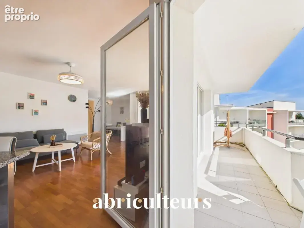 Appartement lumineux avec grande terrasse en vente à Bayonne-Quartier Mousserolles - photo 6
