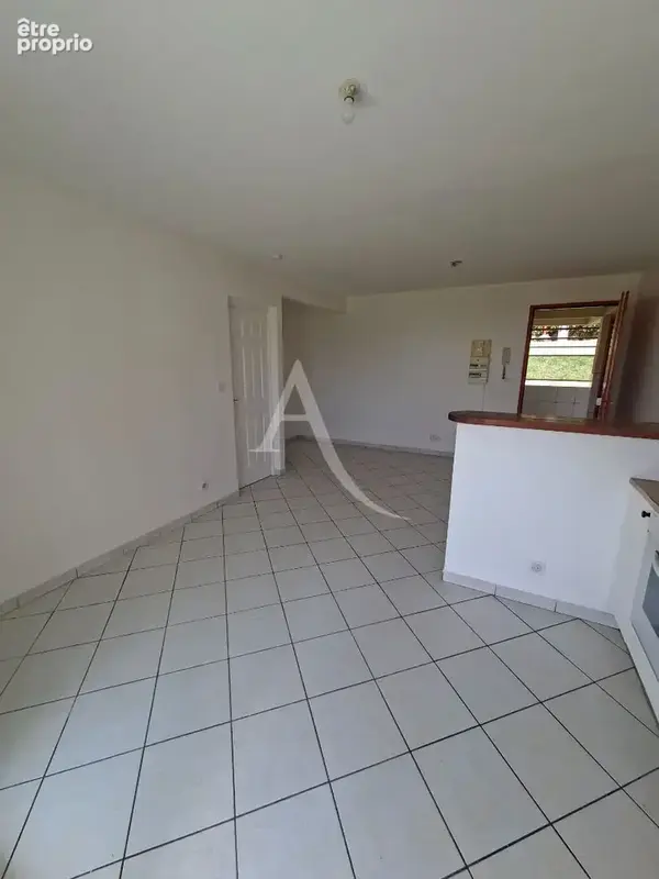Appartement Le Lamentin 2 pièce(s) 40.57 m2 - photo 6