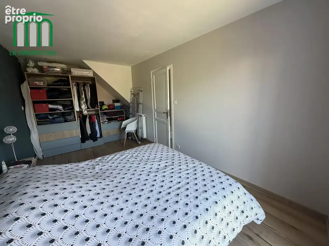 Maison de ville de 82 m² avec terrasse et jardin de 126 m² / le chambon-feugerolles-secteur Gaffard. - photo 11