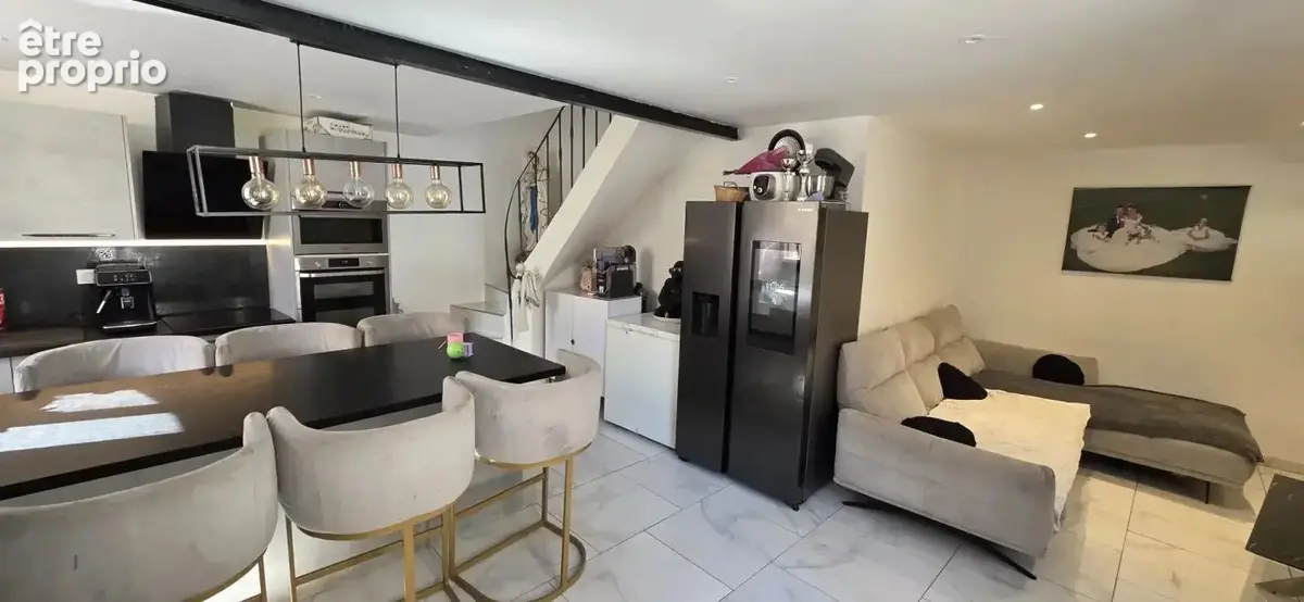 Maison à VIOLES
