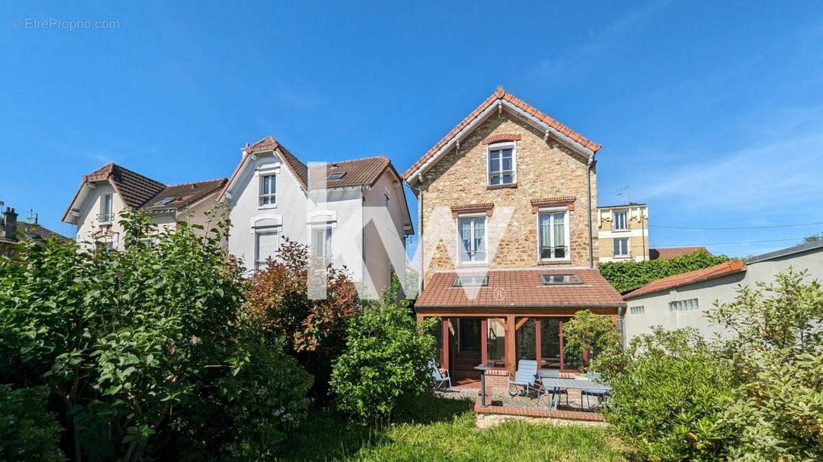 Maison à SOISY-SOUS-MONTMORENCY