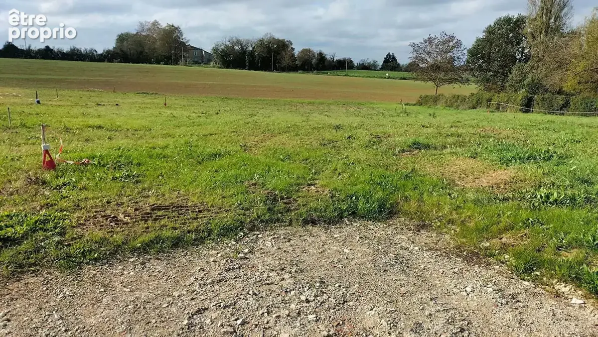 Terrain 1989m² Fleurance (32500) 843m² constructible - photo 12