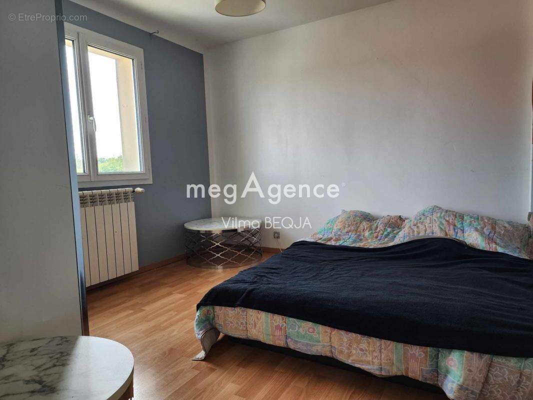 Maison à COURTOIS-SUR-YONNE