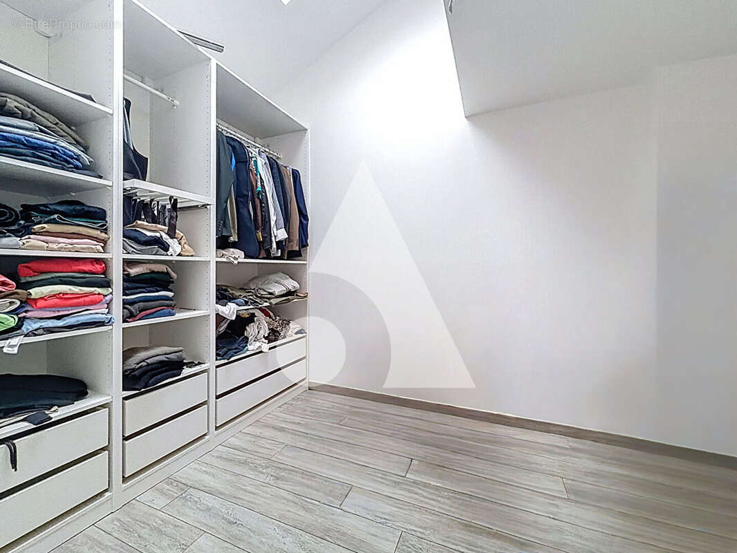 Appartement à RUEIL-MALMAISON