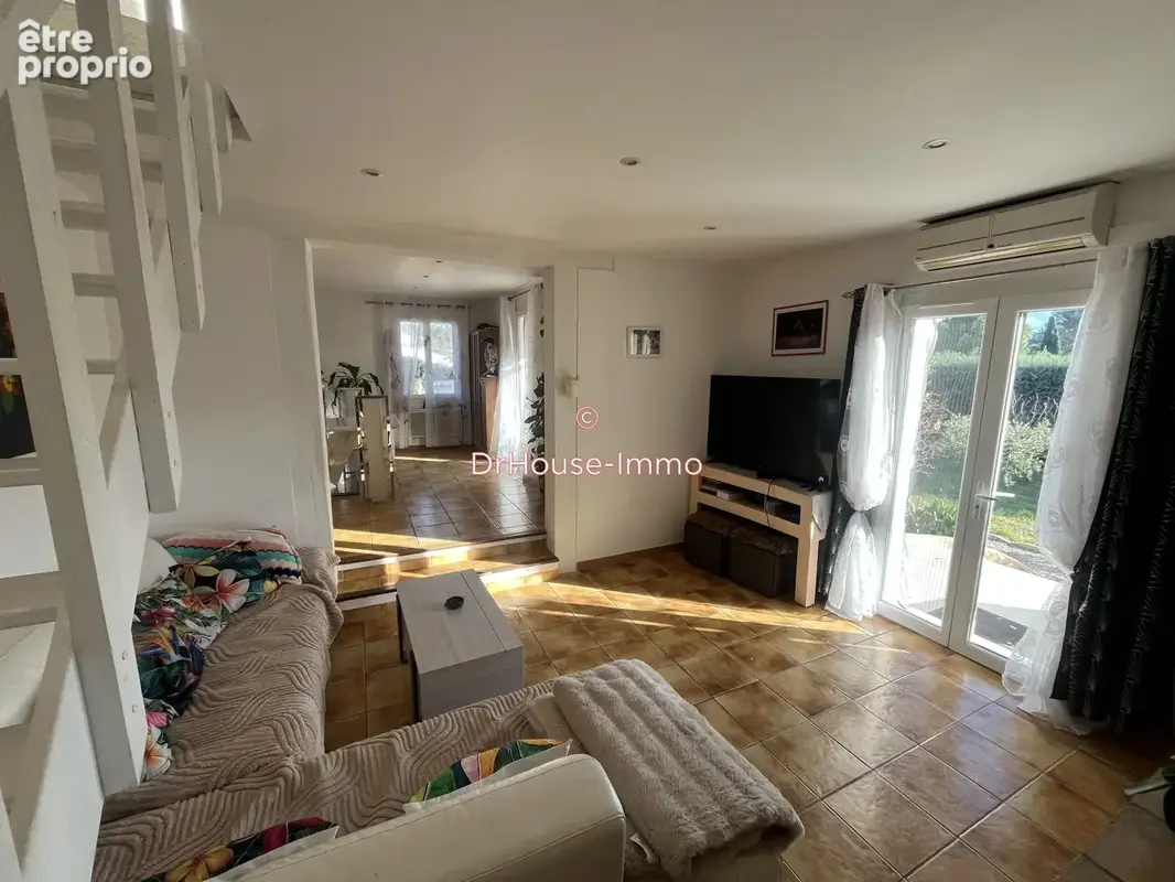 Maison 5 pièces 111 m² à vendre à Le Val (83143) - photo 18
