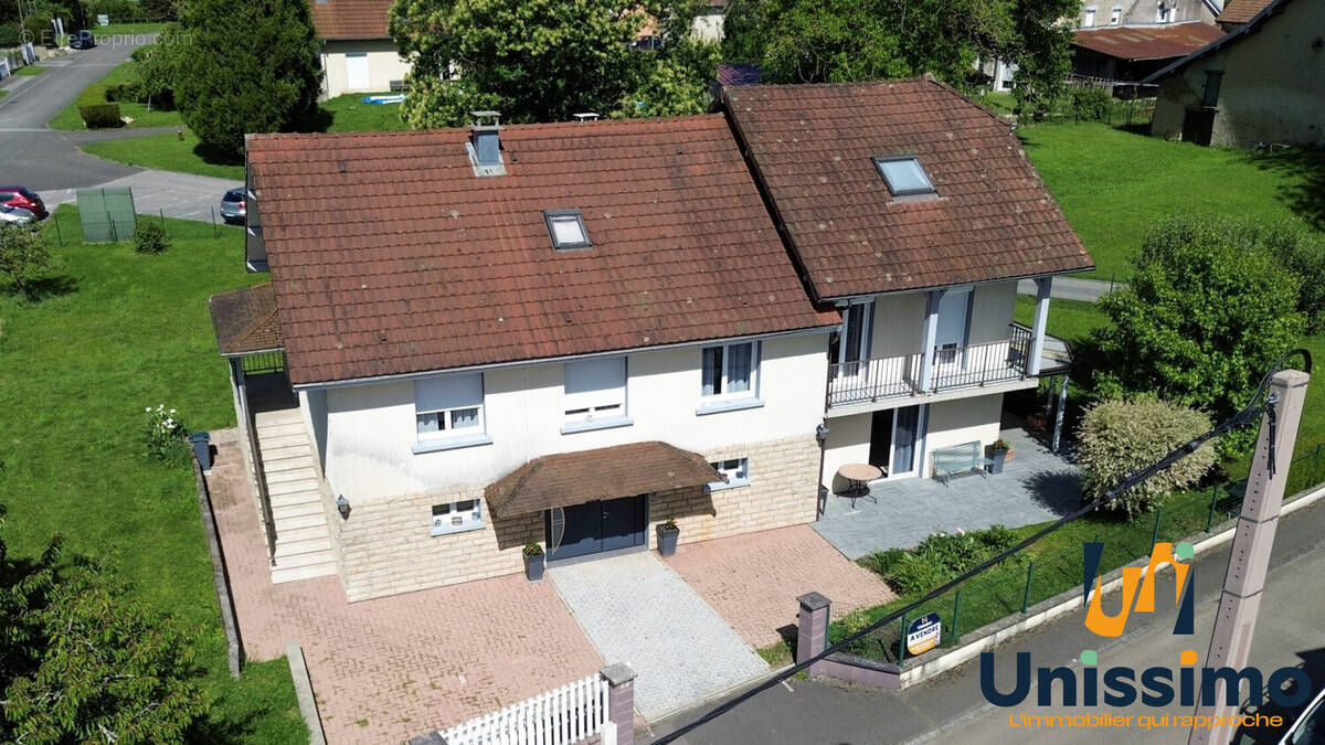 Maison à LA PRETIERE