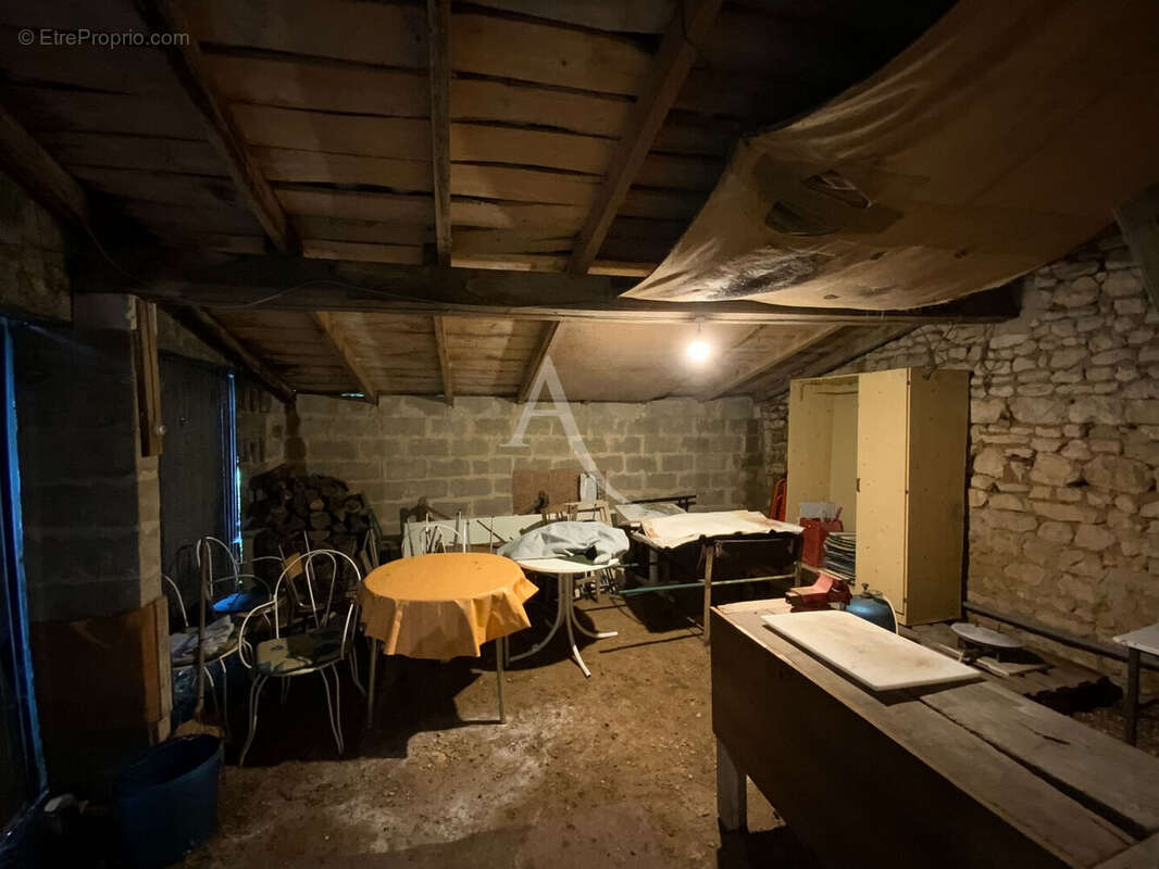 Ensemble immobilier de caractère à rénover - photo 13