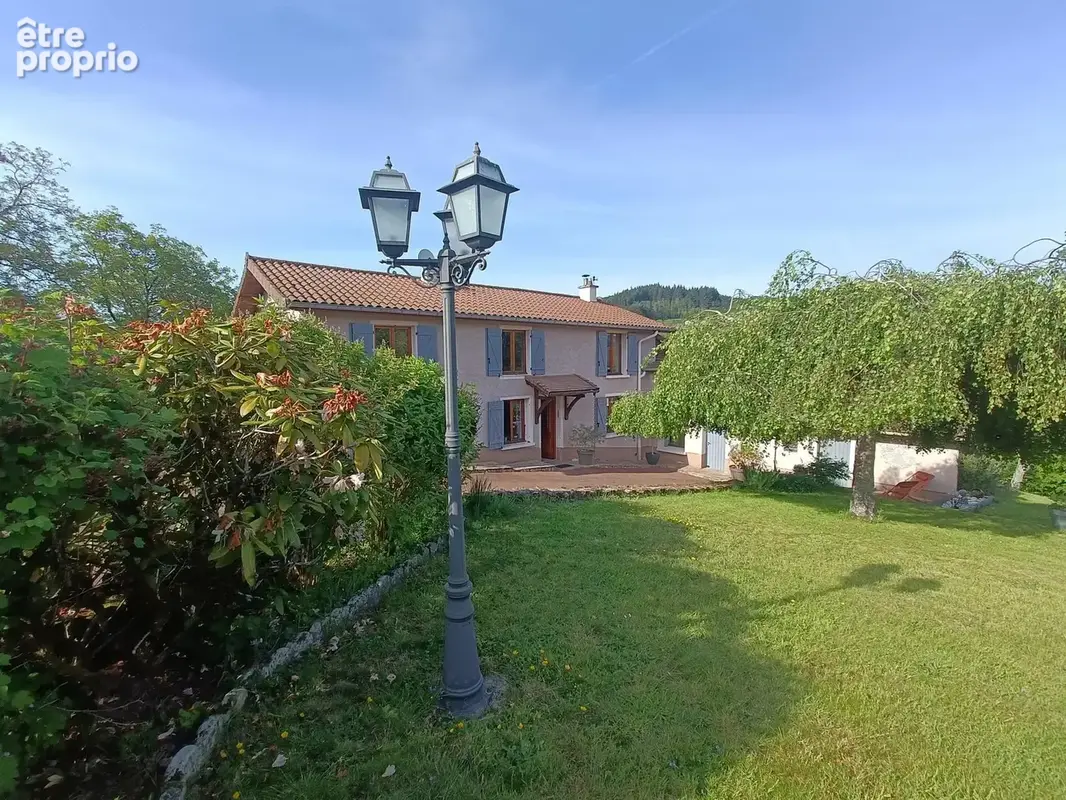 Photo 1 - Maison à COURS-LA-VILLE